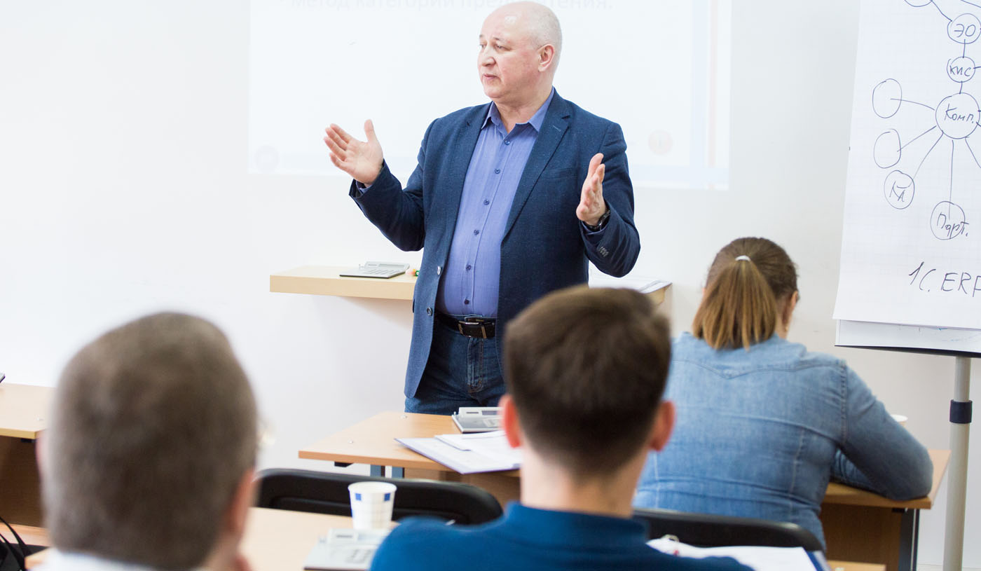 Запасы и склад предприятия. Организация, управление, технологии и экономика